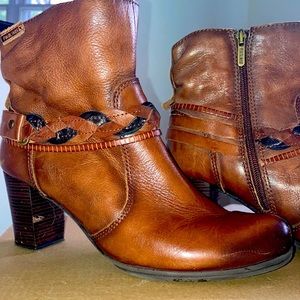 Pikolinos Boots